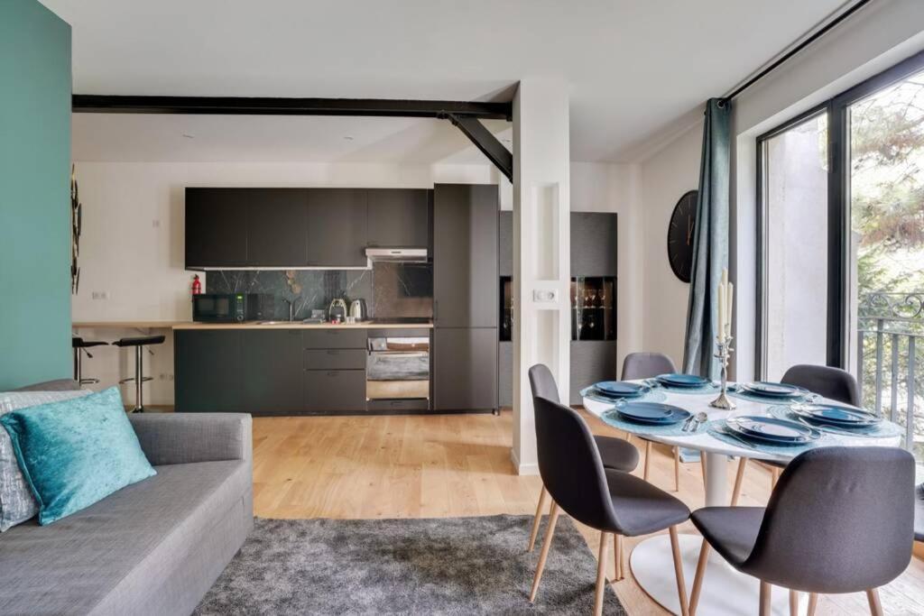 Suite Luxury Republique Parijs Buitenkant foto