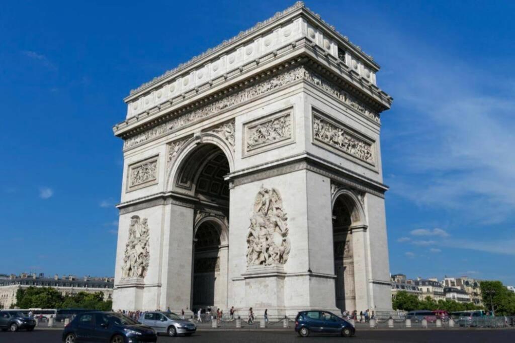 Suite Luxury Republique Parijs Buitenkant foto